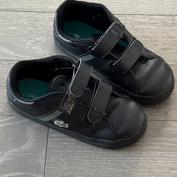 Lacoste Kids Black Sneakers with Green Logo - Picture 2 of 5